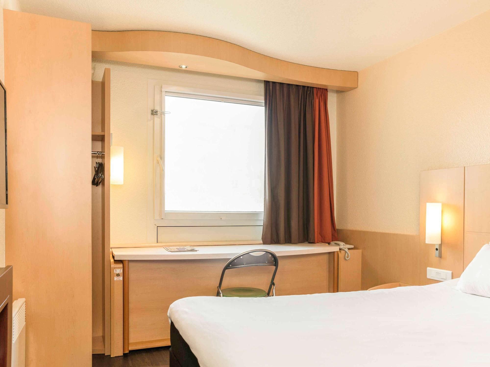 Ibis Paris Vanves Parc Des Expositions Exterior photo