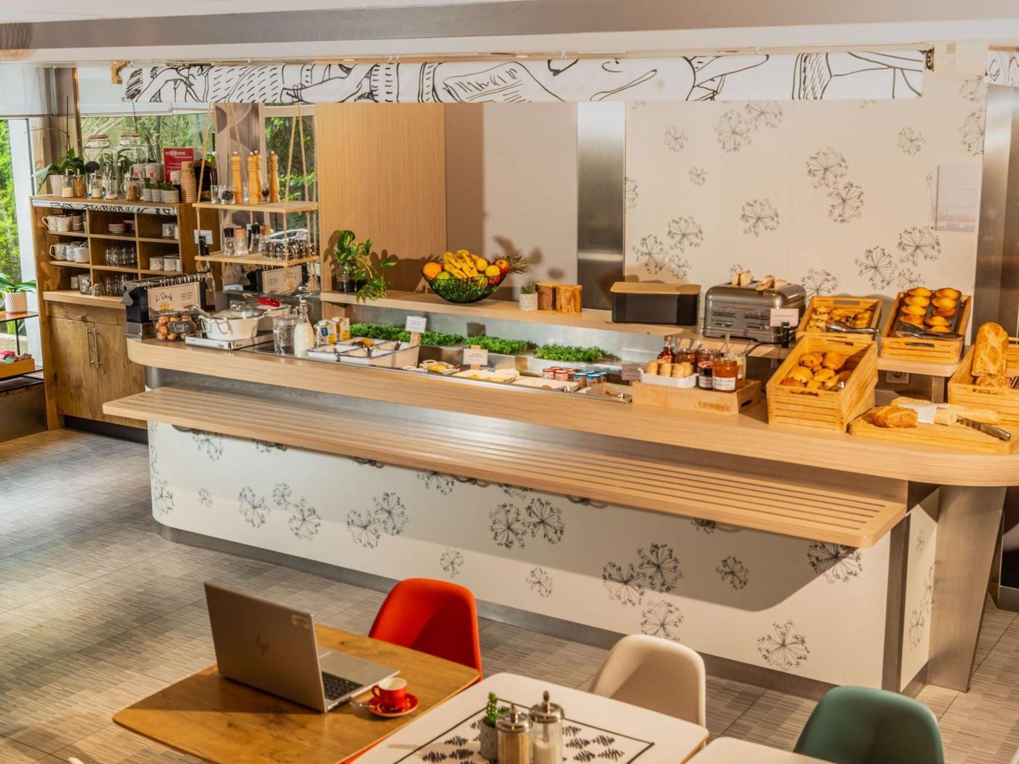 Ibis Paris Vanves Parc Des Expositions Exterior photo