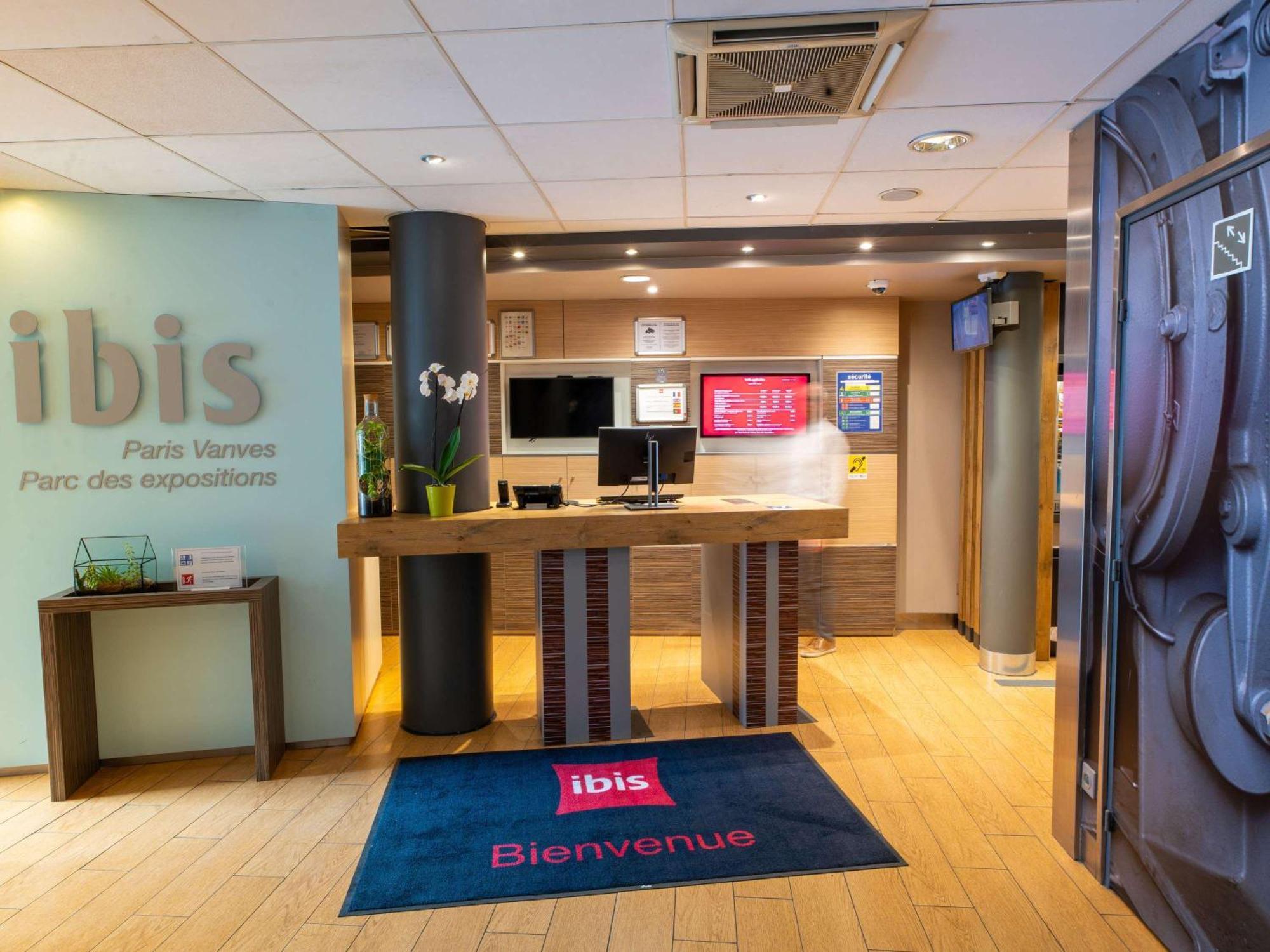 Ibis Paris Vanves Parc Des Expositions Exterior photo